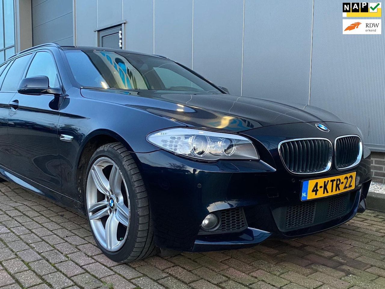 BMW 5-serie Touring - 520i High Executive 520i High Executive - AutoWereld.nl