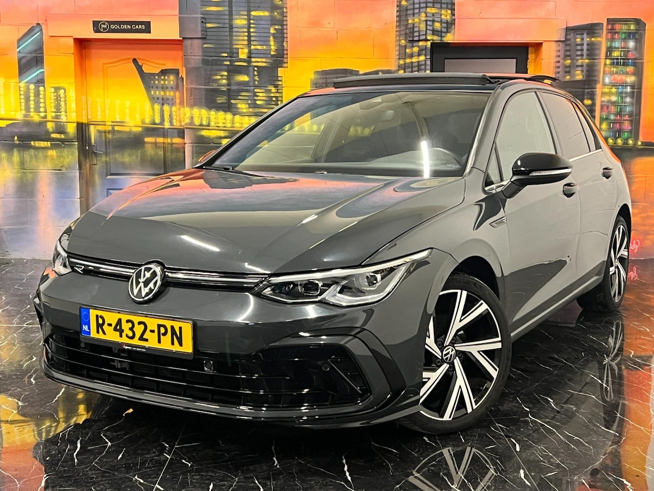 Volkswagen Golf - 1.5 TSI R-Line Vol!!! - AutoWereld.nl