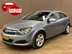 Opel Astra GTC - 1.6 Business|Navigatie|Climate Control|