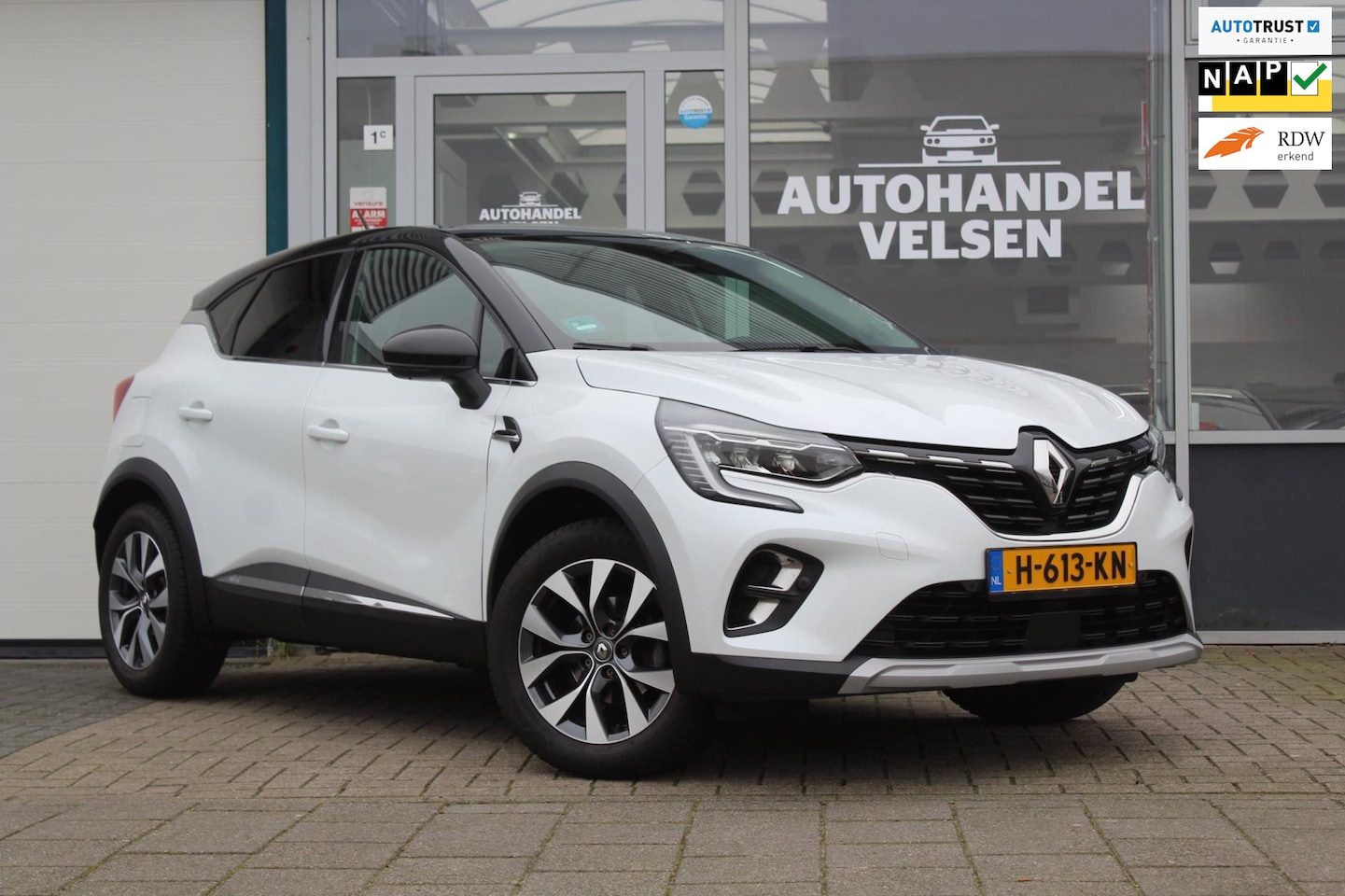 Renault Captur - 1.0 TCe 100 Intens|Achtercamera|Navi| - AutoWereld.nl