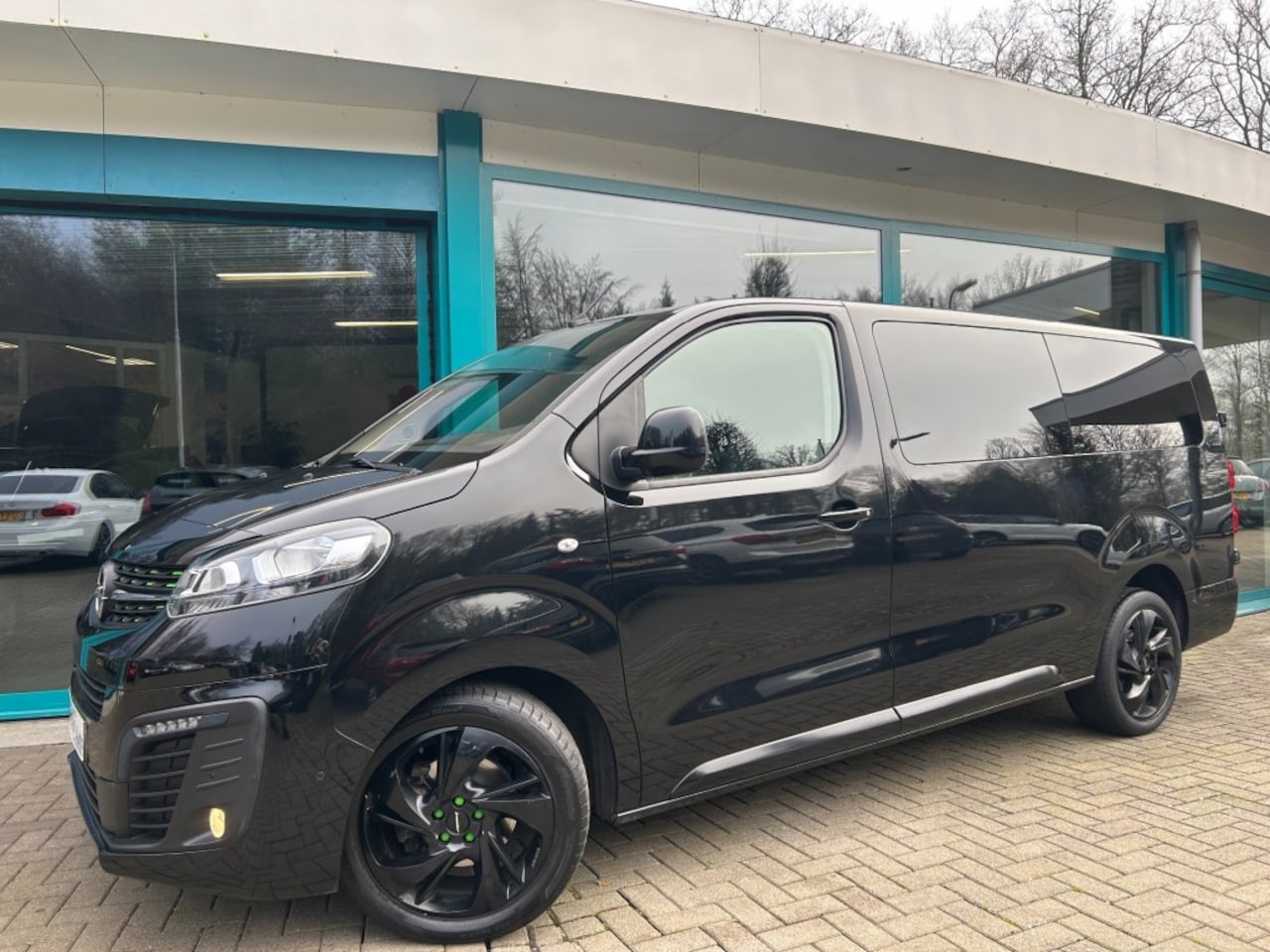 Opel Vivaro - 2.0 CDTI DC Leder, CarPlay, Camera, LED, PDC, 18Inch - AutoWereld.nl