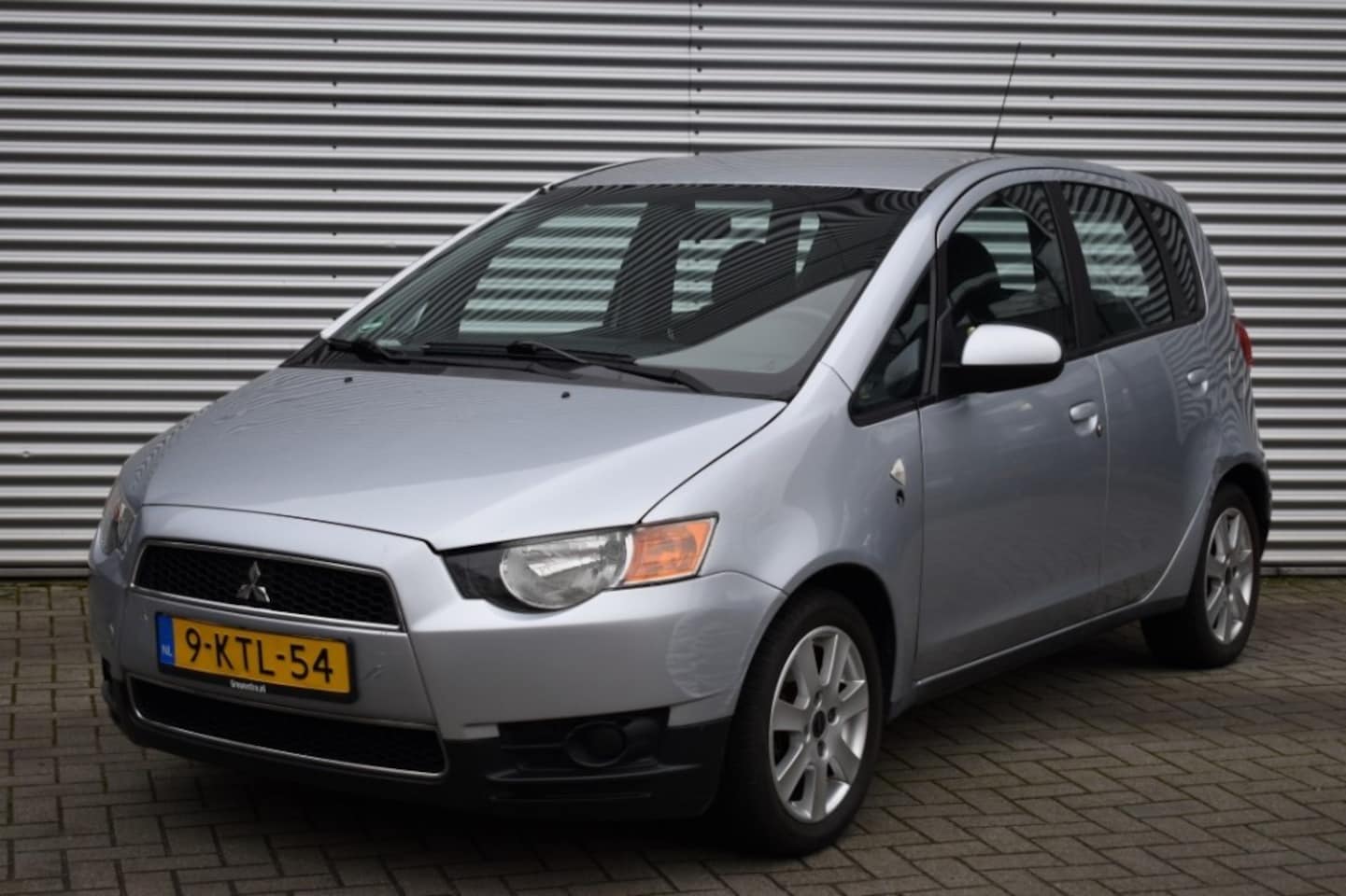 Mitsubishi Colt - 1.3 5DRS. / AIRCO / CRUISE / PDC / AFN. HAAK / LM. VELGEN - AutoWereld.nl