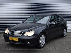 Mercedes-Benz C-klasse - 180 K. CLASSIC / CRUISE / AFN. HAAK / ZEER NETTE YOUNGTIMER