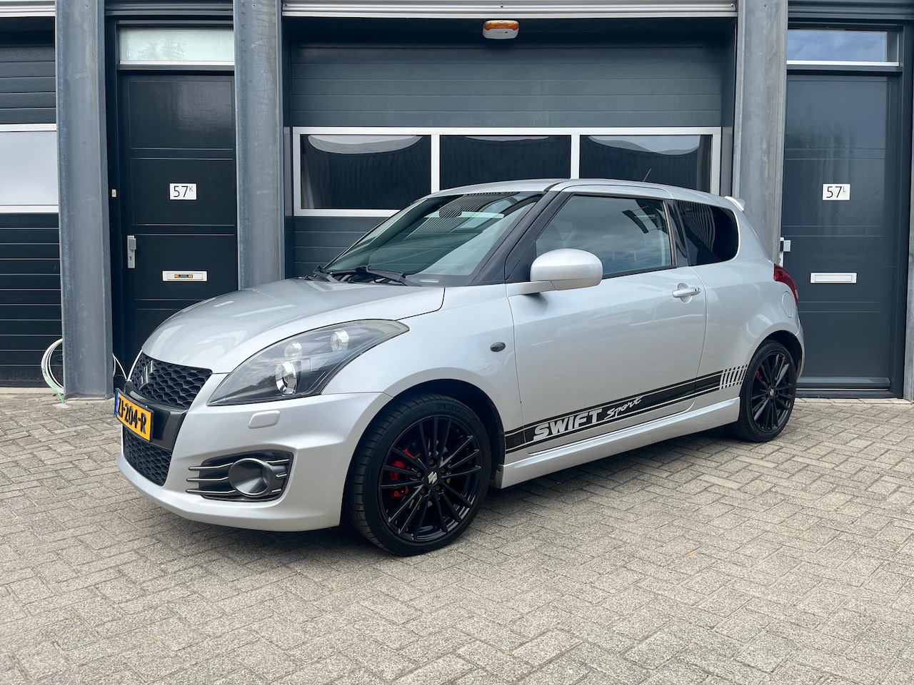 Suzuki Swift - 1.6 Sport - AutoWereld.nl