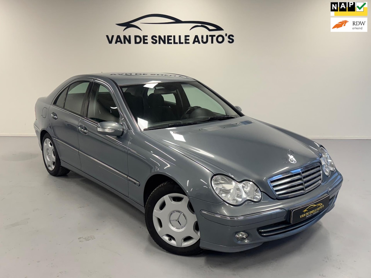 Mercedes-Benz C-klasse - 180 K. Elegance AUTOMAAT/NIEUWSTAAT/NAP - AutoWereld.nl