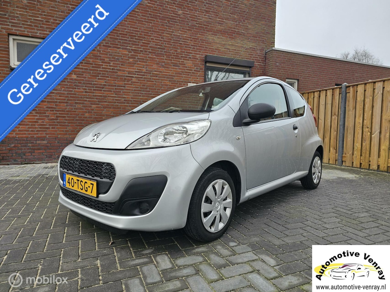 Peugeot 107 - 1.0 Access Accent Facelift model, Airco, - AutoWereld.nl