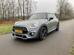 MINI Cooper - 1.5 Cooper met JCW pakket