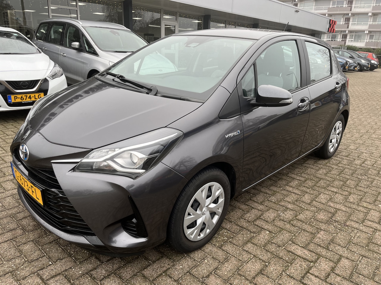 Toyota Yaris - 1.5 Hybrid Active Acamera Cruise Klima Trekhaak Nap - AutoWereld.nl