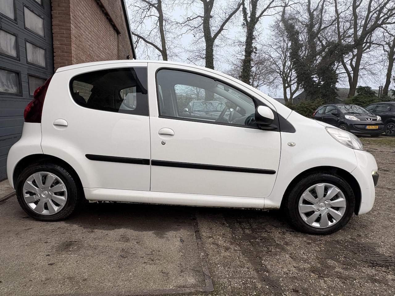 Peugeot 107 - 1.0 Active 5Drs/Airco/Led/NAP - AutoWereld.nl