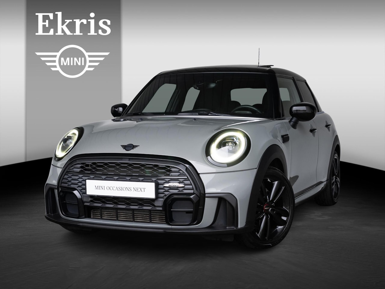 MINI Cooper - 5-deurs Aut. JCW pakket + Panoramadak - AutoWereld.nl