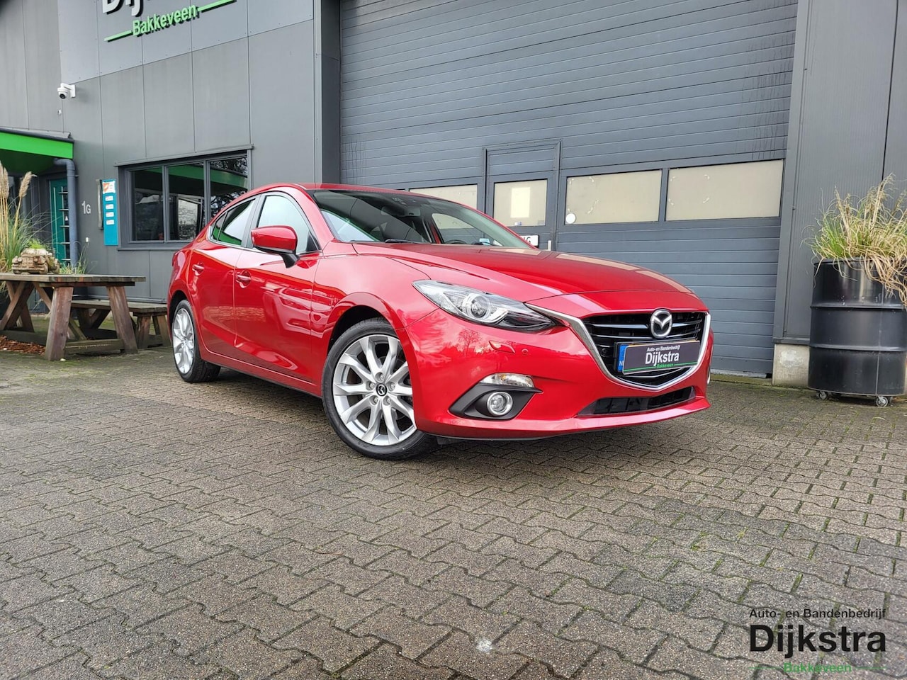 Mazda 3 - 2.0 GT-M 160 PK Airco/ Bluetooth/ Cruise Control! - AutoWereld.nl