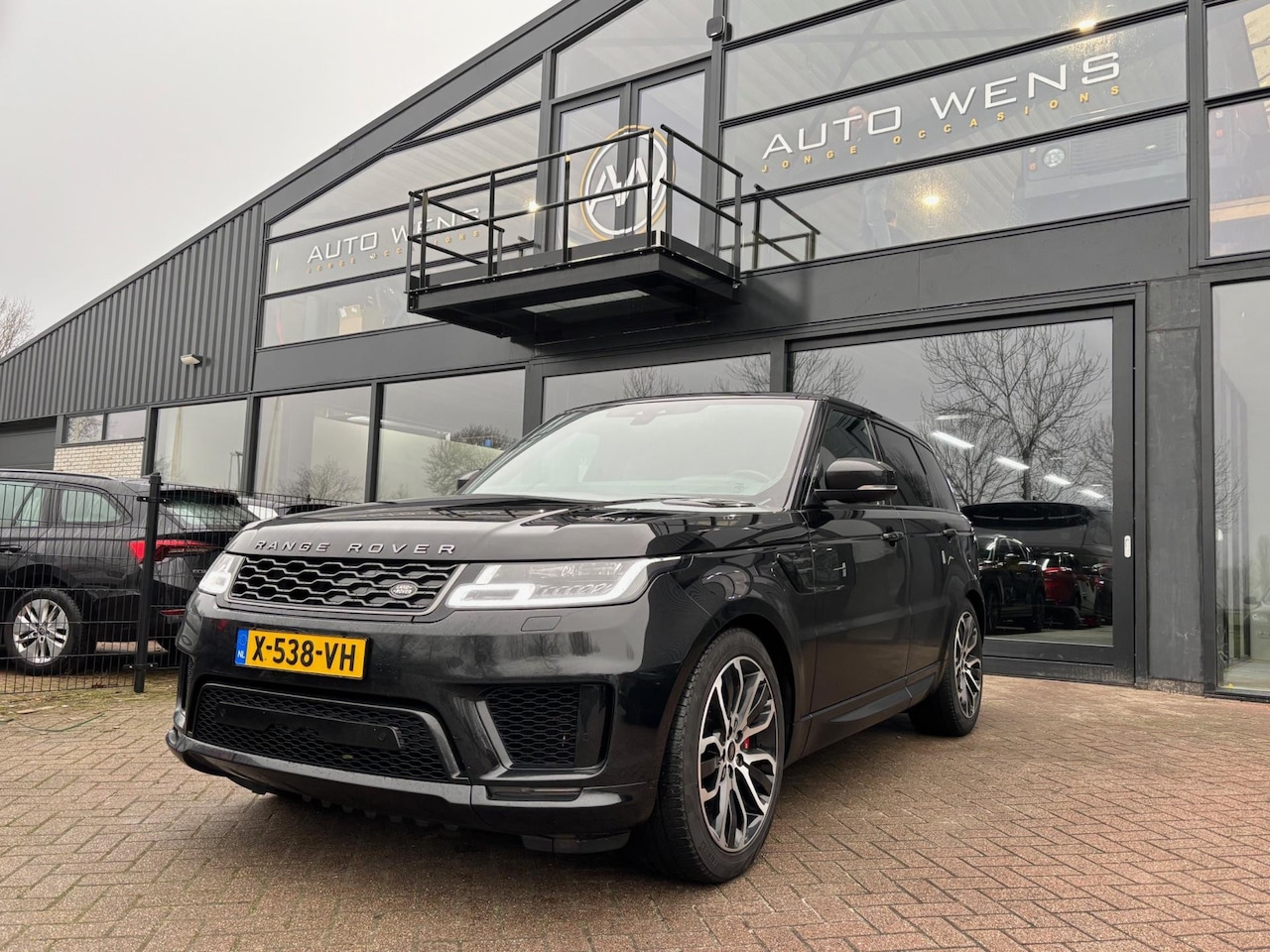 Land Rover Range Rover Sport - P400e HSE | Panoramadak | Meridian | Luchtvering | BTW auto - AutoWereld.nl