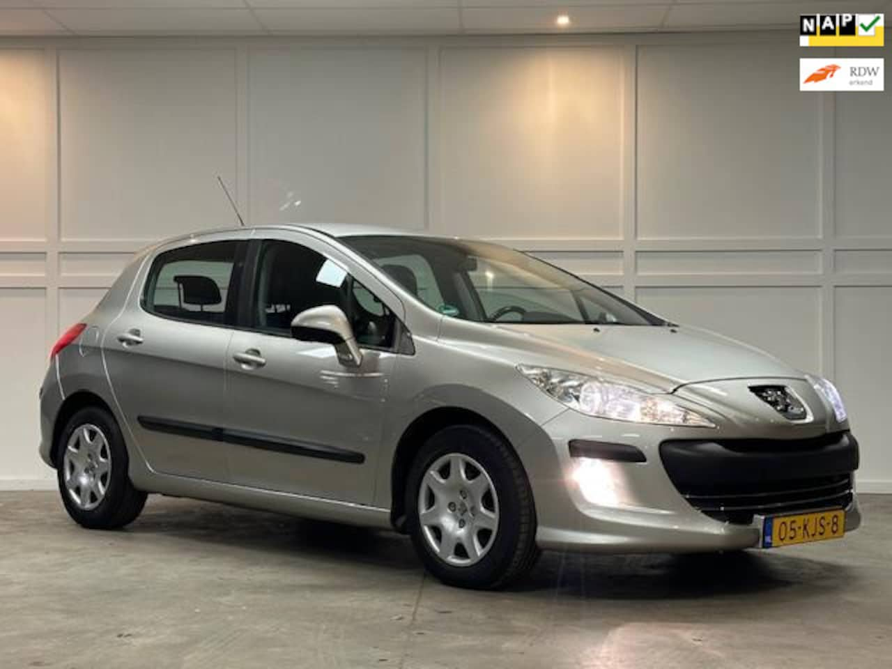 Peugeot 308 - 1.6 VTi Style / Airco / Cruise / Apple Car Play - AutoWereld.nl