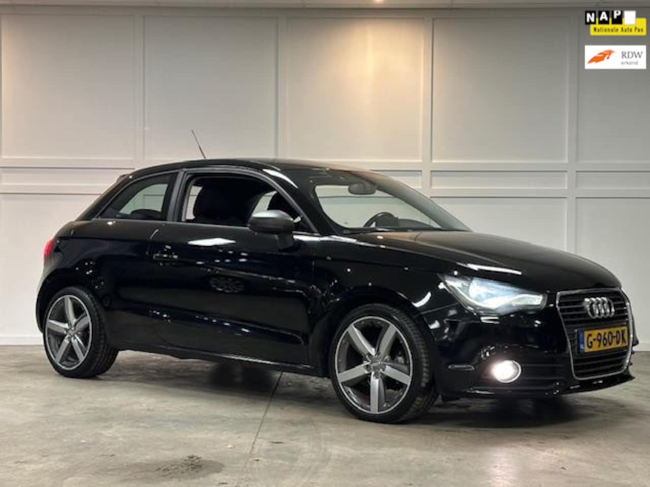 Audi A1 - 1.2 TFSI S edition / 2011 / Stoelverwarming / - AutoWereld.nl