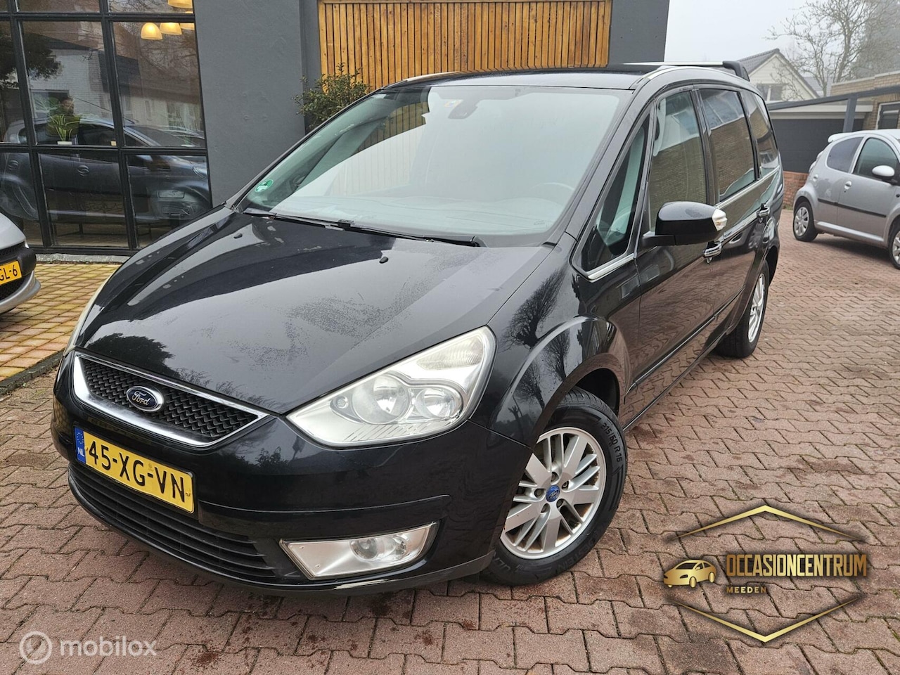 Ford Galaxy - 2.0-16V Ghia *inruil mogelijk* - AutoWereld.nl