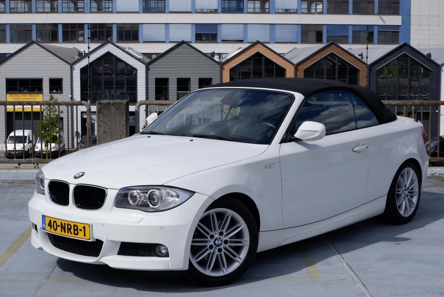 BMW 1-serie Cabrio - 118i 2.0 143PK High Executive M-Sport - AutoWereld.nl