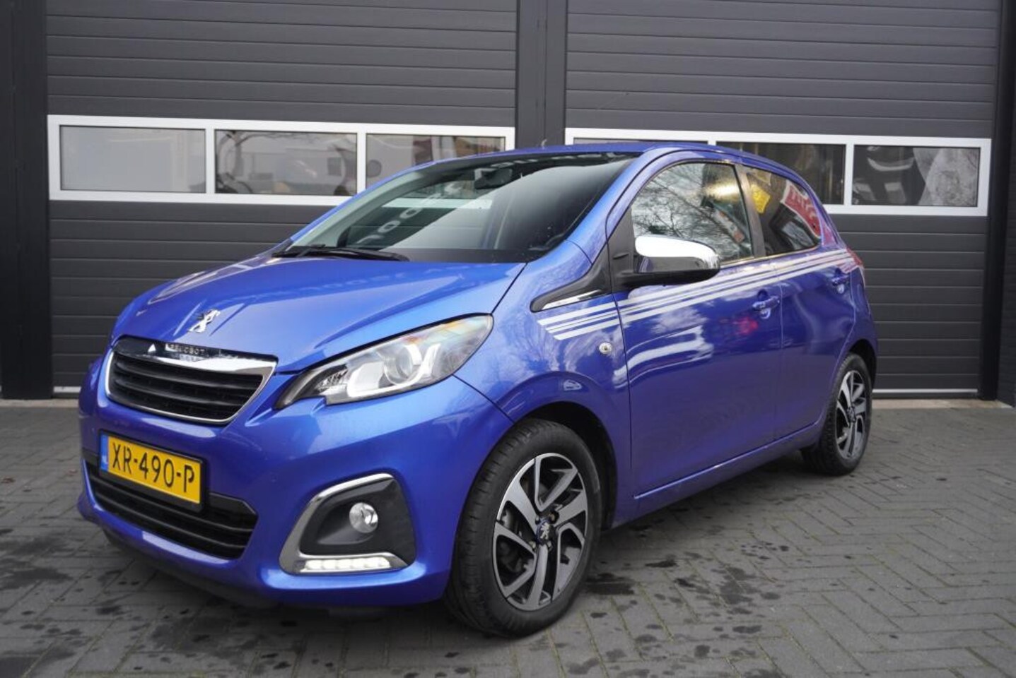 Peugeot 108 - 1.0 e-VTi Collection Airco/Camera/Navi via carplay/LM velgen - AutoWereld.nl