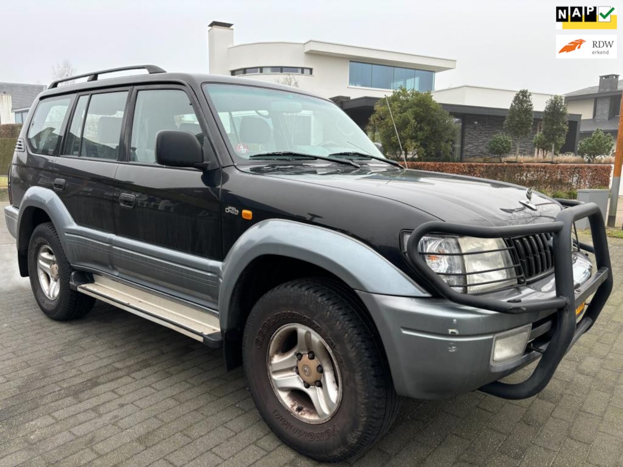 Toyota Land Cruiser 90 - 3.0 D4-D Executive automaat airco 5 persoons - AutoWereld.nl