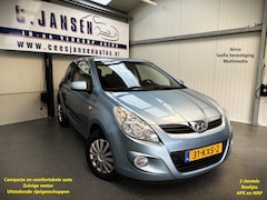 Hyundai i20 - 1.4i DynamicVersion NETTE AUTO