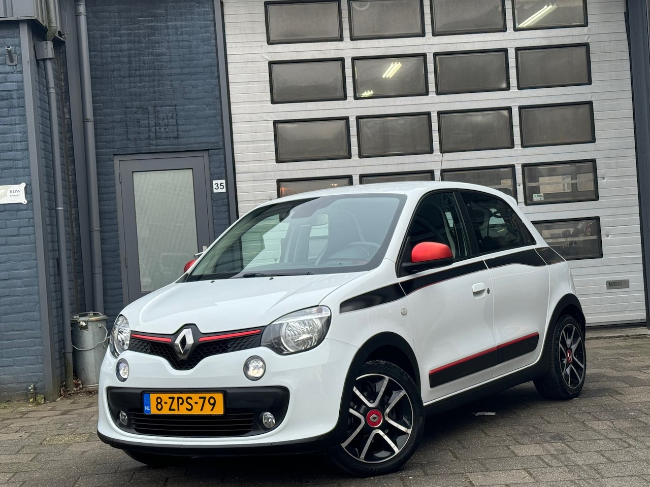 Renault Twingo - 0.9 TCe Dynamique | Clima | Navi | Camera | N.A.P - AutoWereld.nl