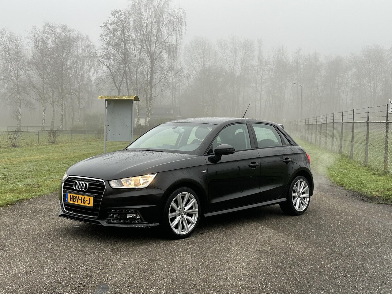 Audi A1 Sportback - 1.0 TFSI Sport S line Edition Automaat, Leer, Navi, dealer onderh. - AutoWereld.nl