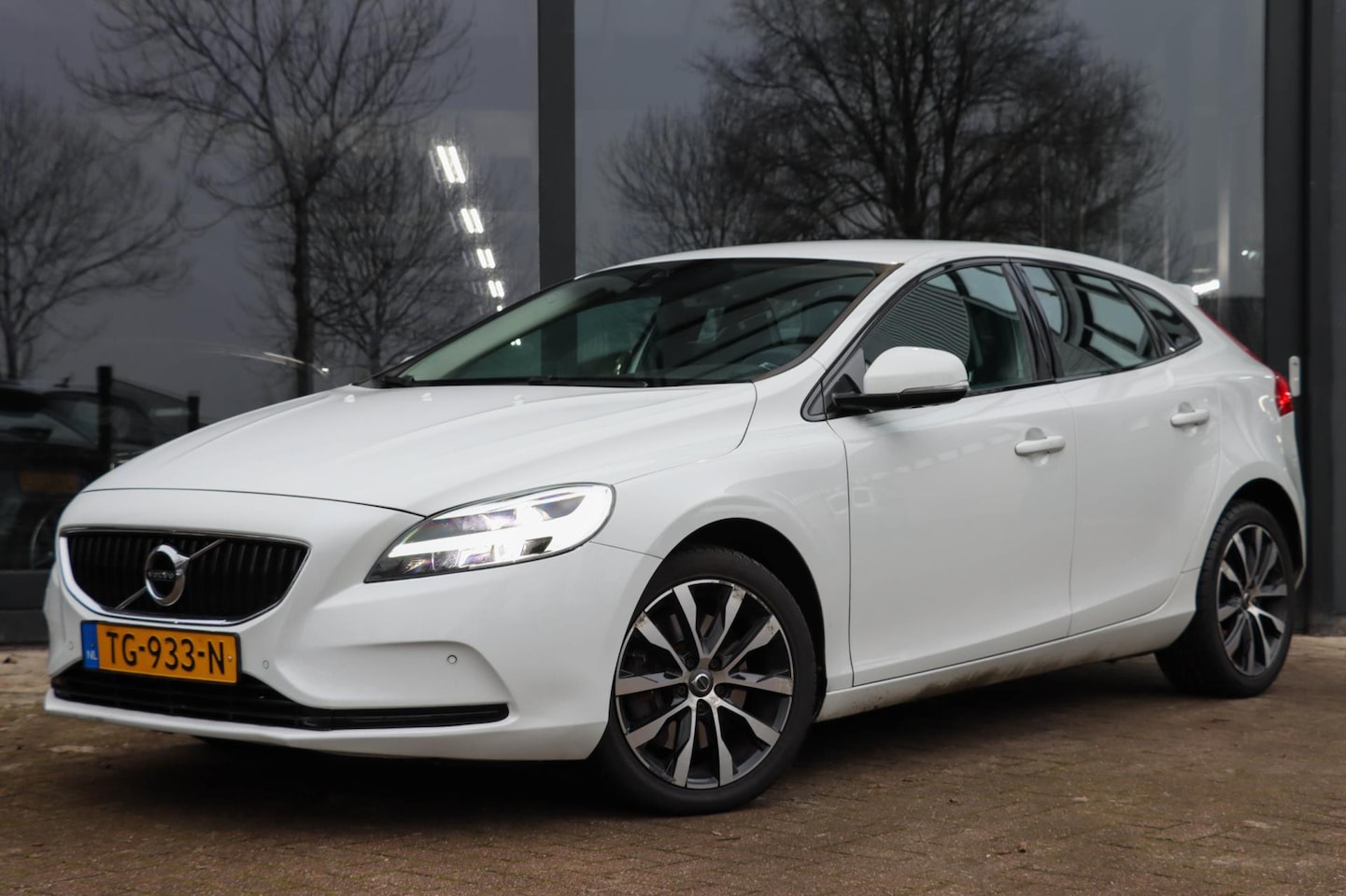 Volvo V40 - 1.5 T3 Dynamic Edition 1.5 T3 Dynamic Edition - AutoWereld.nl