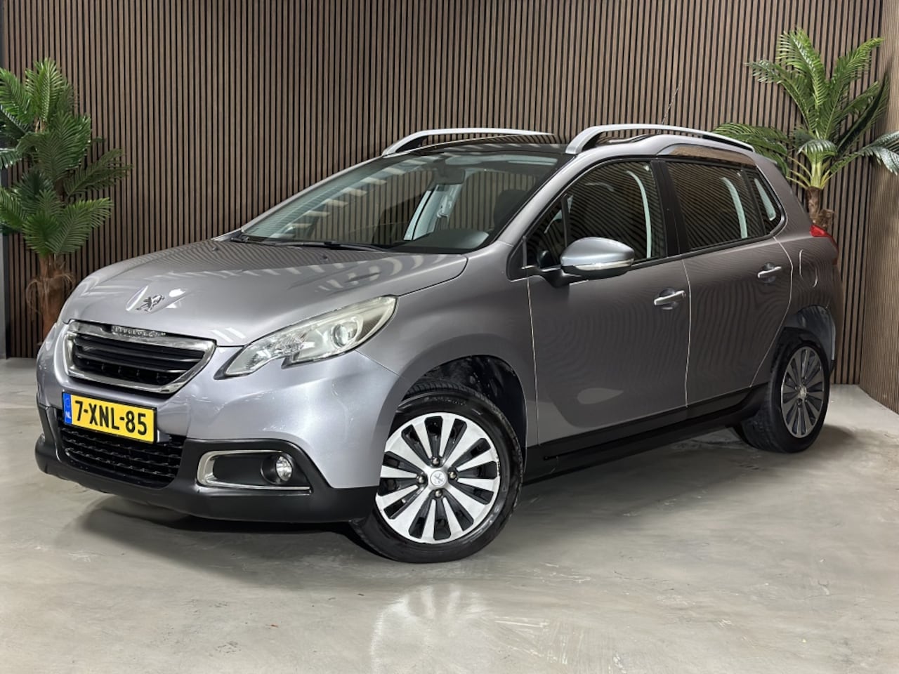 Peugeot 2008 - 1.2 VTi Act. Pack Pr Autmaat - AutoWereld.nl