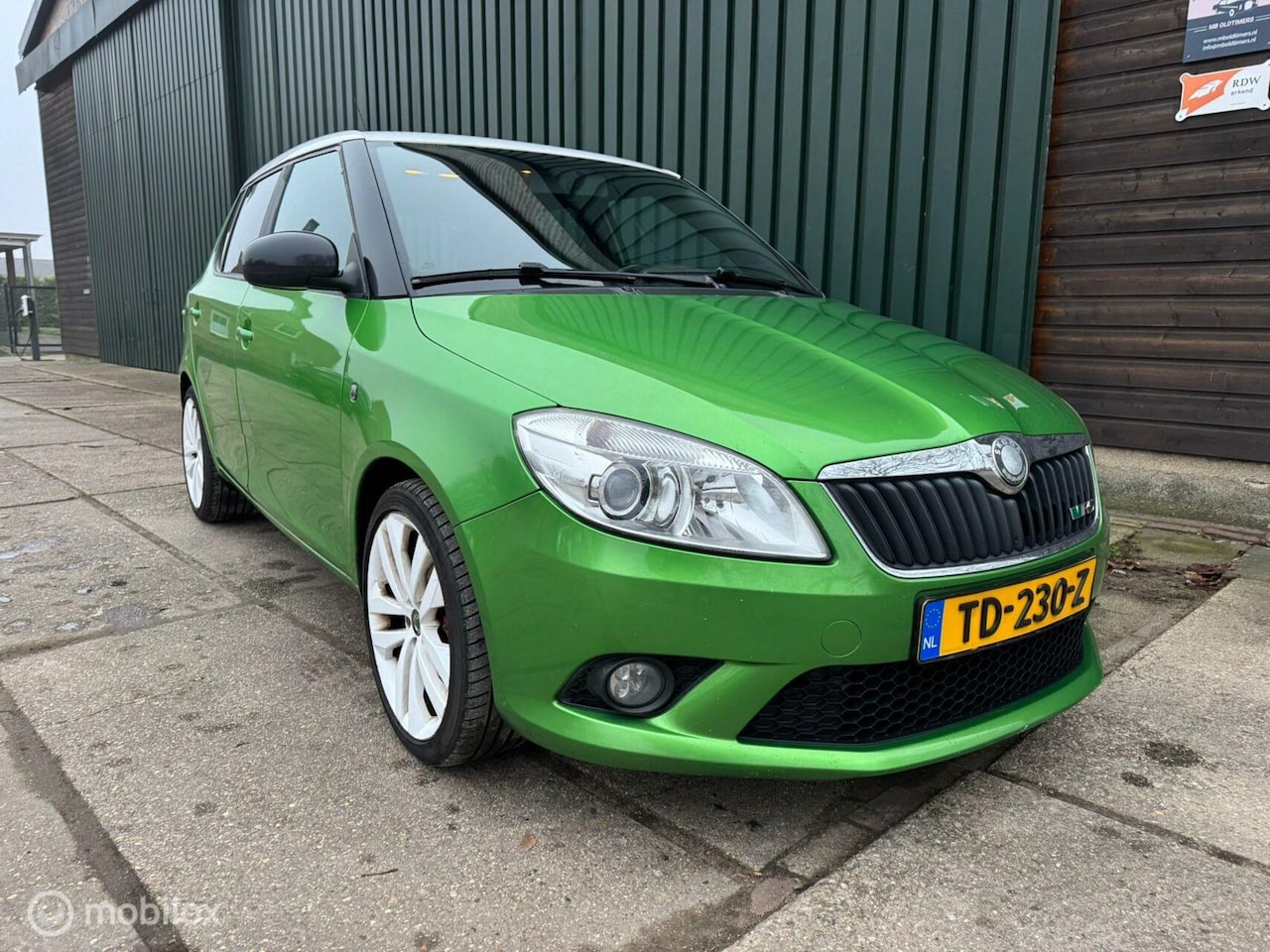 Skoda Fabia - 1.4 TSI RS voll historie! - AutoWereld.nl