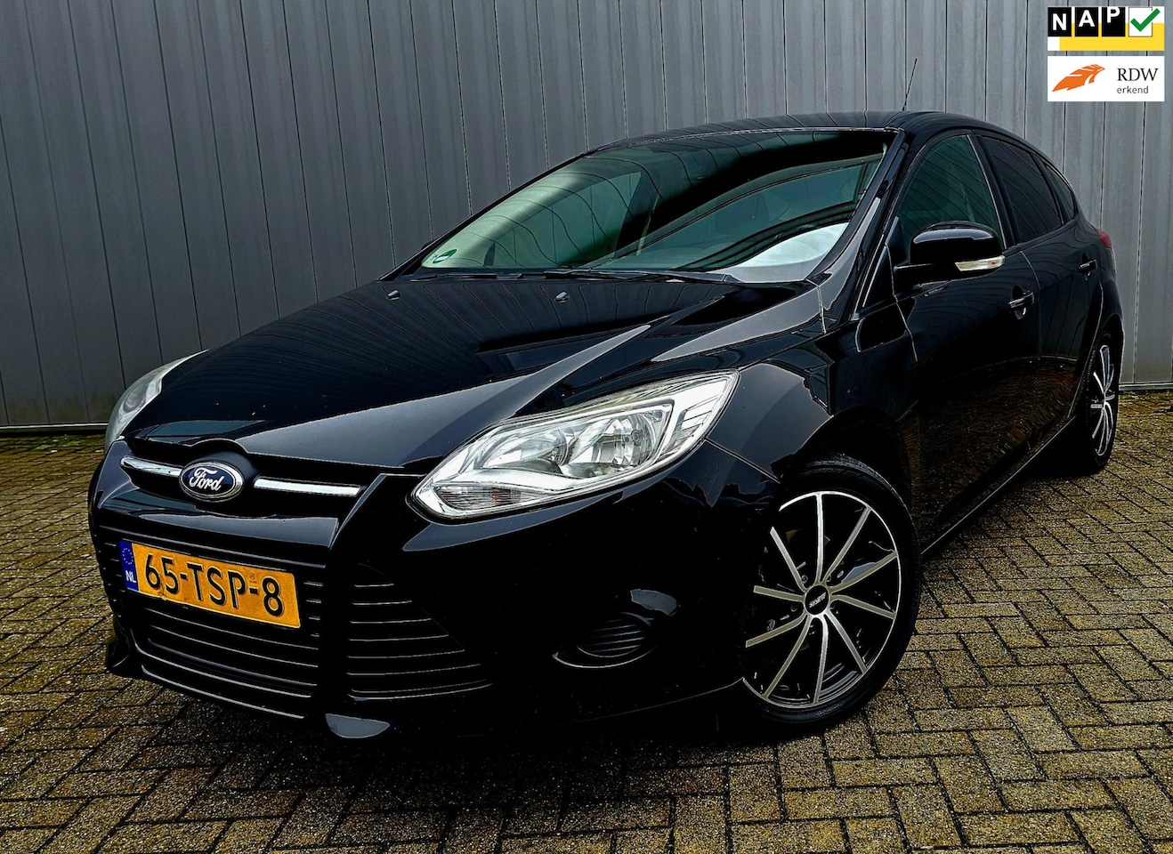 Ford Focus - 1.0 EcoBoost Trend 1.0 EcoBoost Trend, Goed Onderhouden NAP - AutoWereld.nl