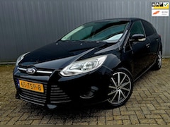 Ford Focus - 1.0 EcoBoost Trend, Goed Onderhouden NAP