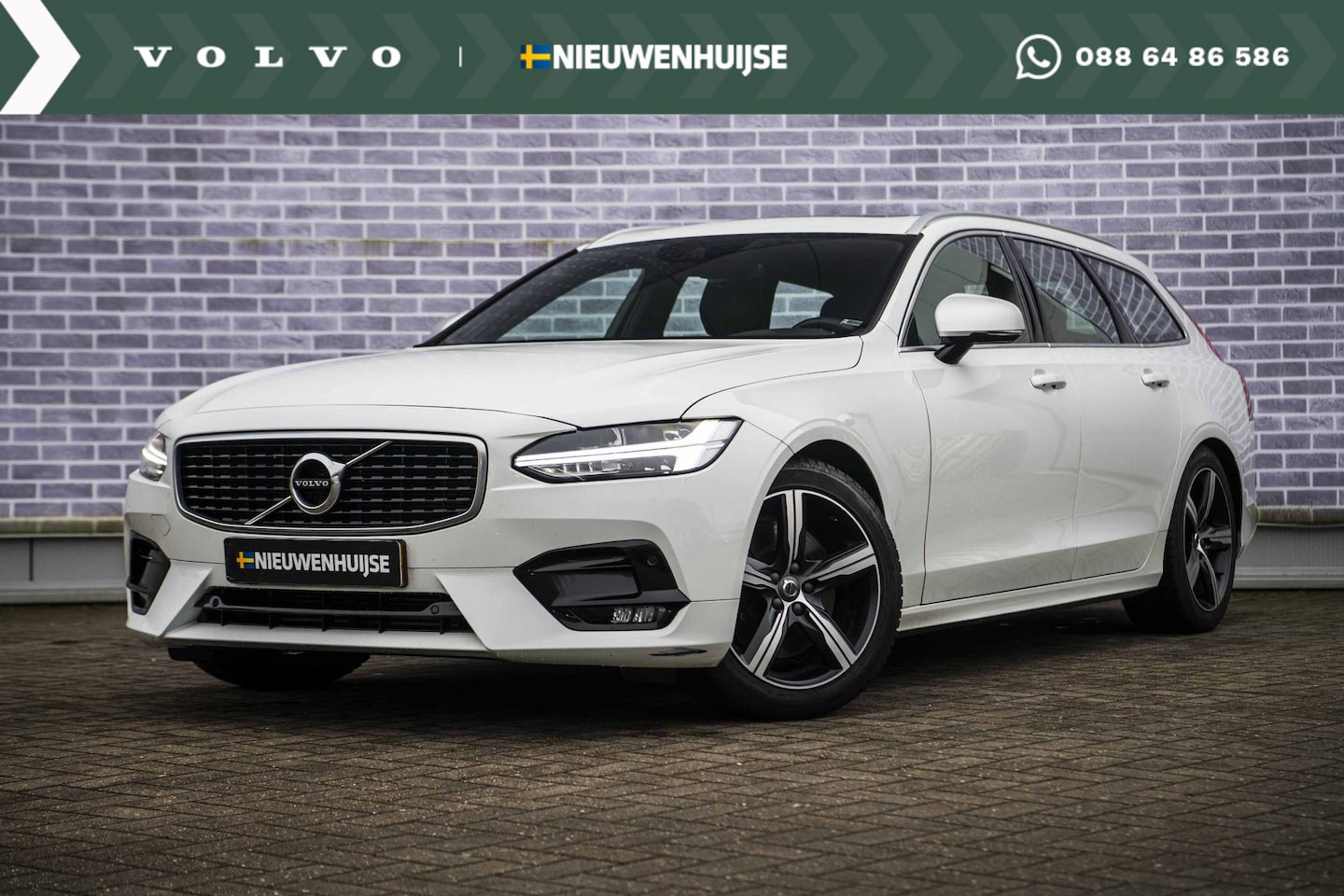 Volvo V90 - 2.0 T4 Business Sport | Panoramadak | Head UP Display  | Standkachel | Parkeersensoren Voo - AutoWereld.nl