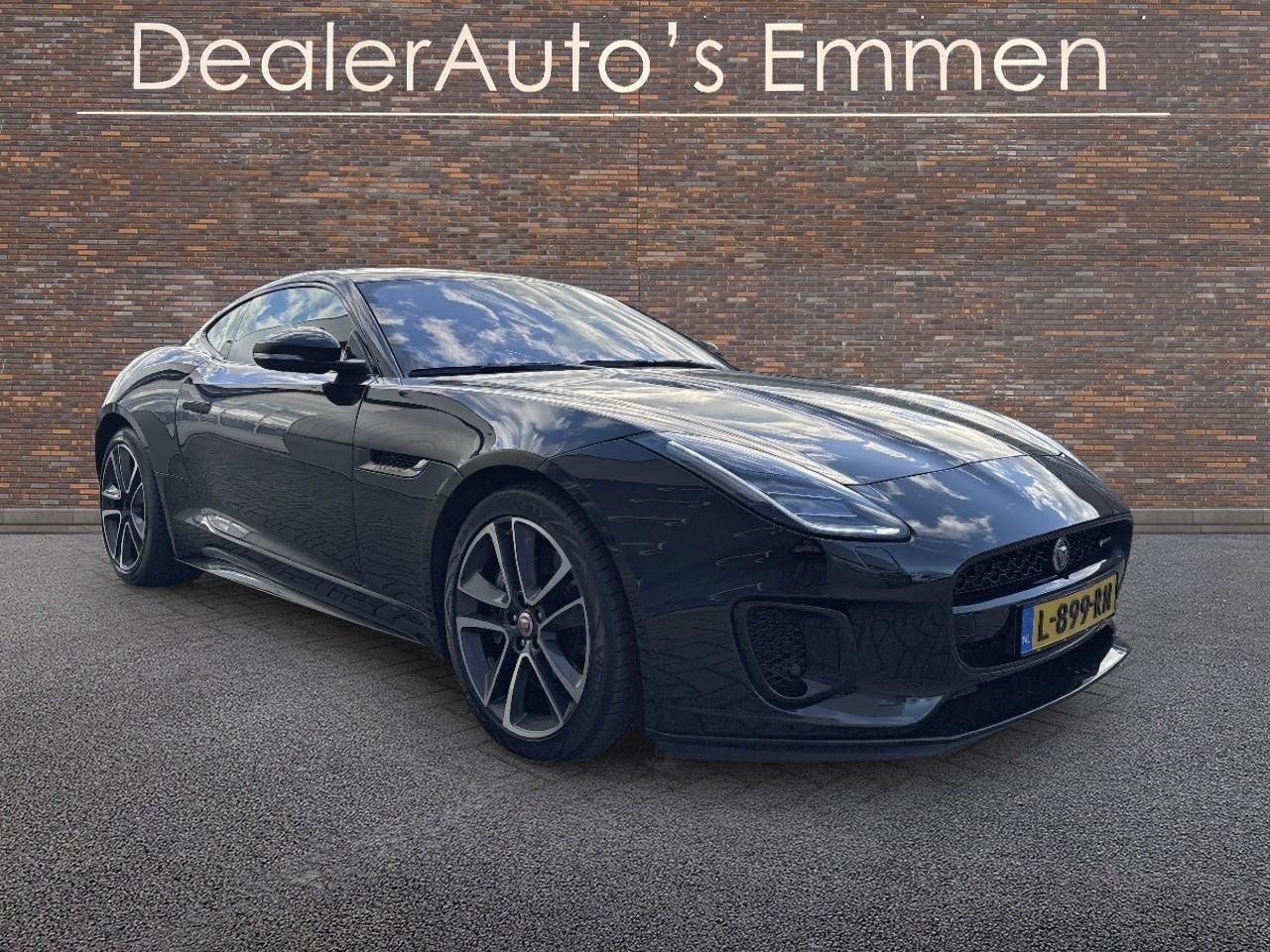 Jaguar F-type - 2.0T R-Dynamic 2.0T R-Dynamic - AutoWereld.nl