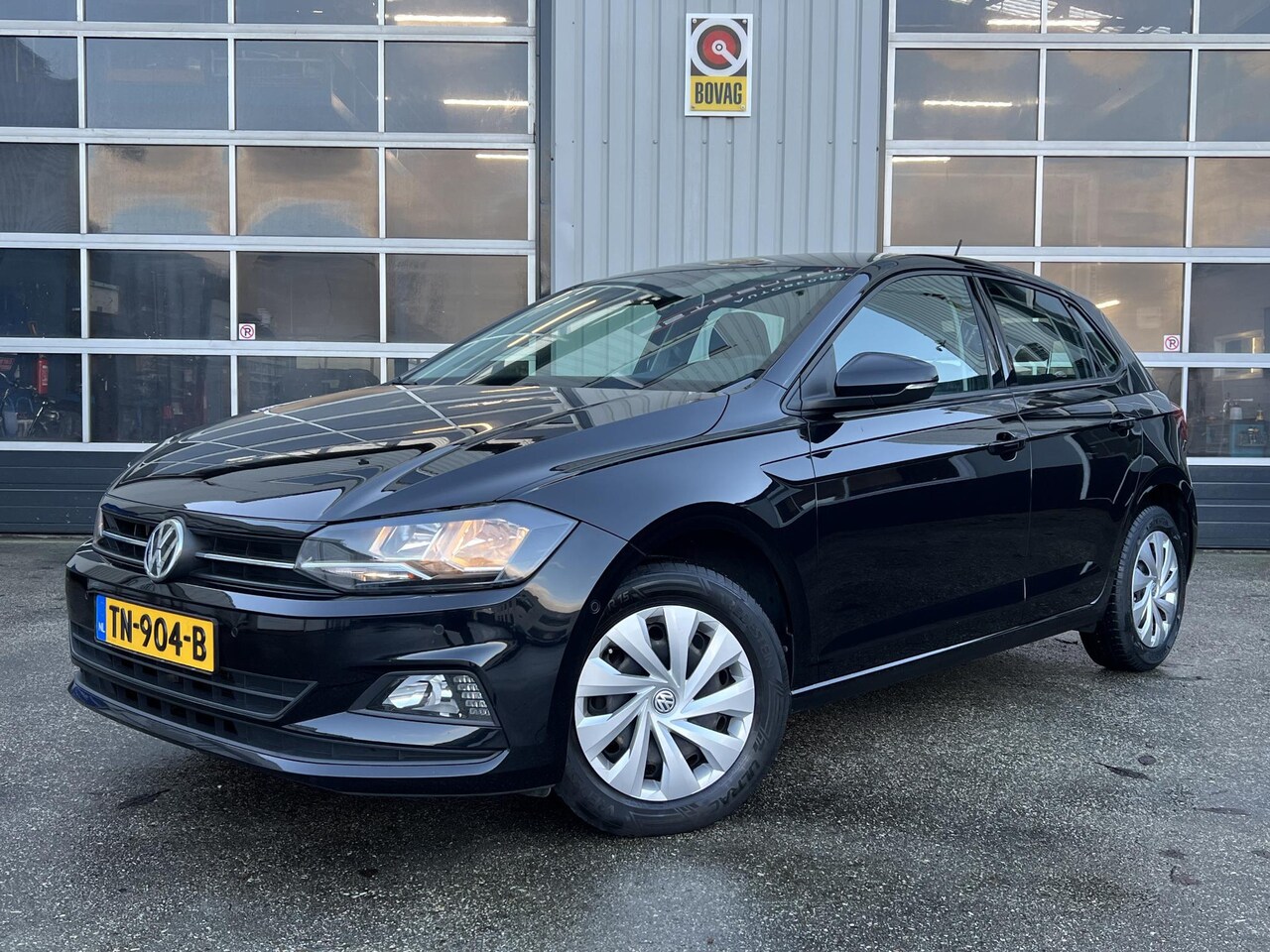 Volkswagen Polo - 1.0 TSI 5drs|Carplay|Navi|Stoelverw.|PDC|Blindspot - AutoWereld.nl