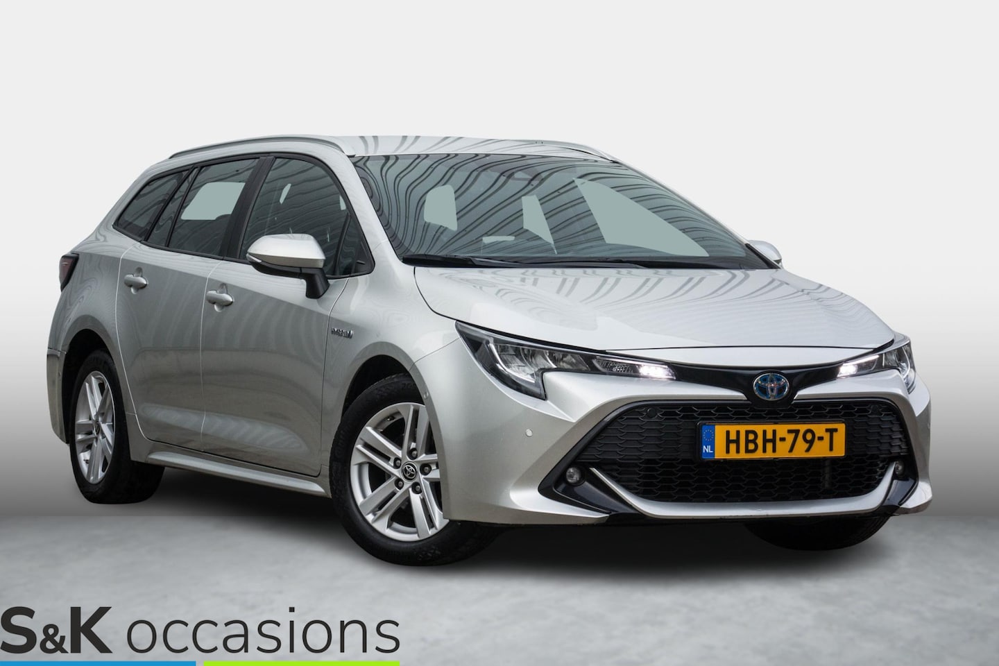 Toyota Corolla Touring Sports - 1.8 Hybrid Dynamic ACC PDC Keyless NAVI - AutoWereld.nl