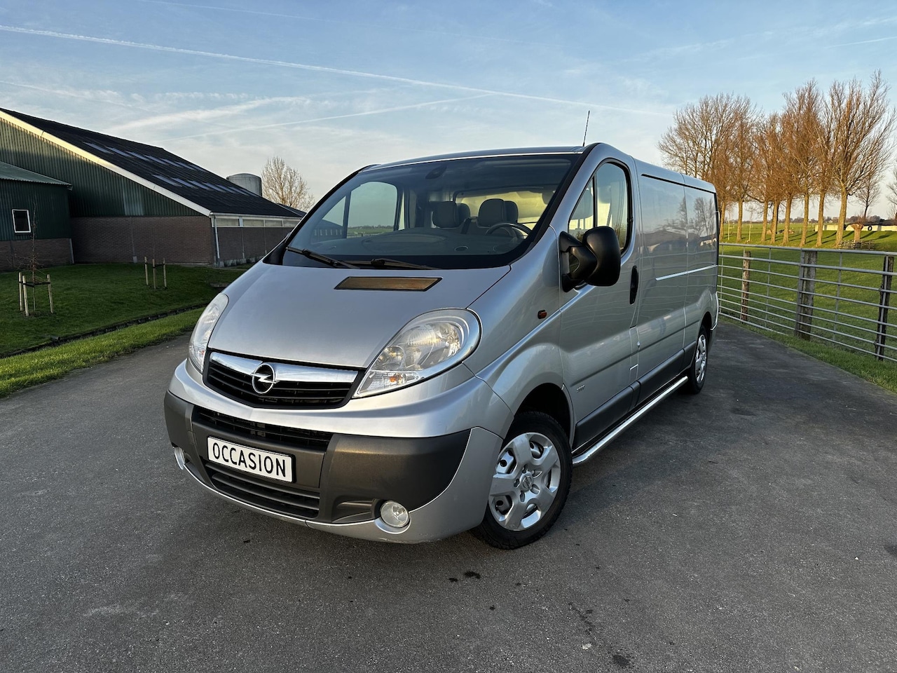 Opel Vivaro - 2.0 CDTI L2H1 AUTOMAAT | TREKHAAK | 3-ZITS | CRUISE CONTROLE | NAVIGATIE | - AutoWereld.nl