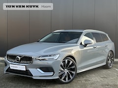 Volvo V60 - 2.0 T6 Plug-in hybrid AWD Essential Edition / 20 inch / Truffel bruin leder / Styling pakk