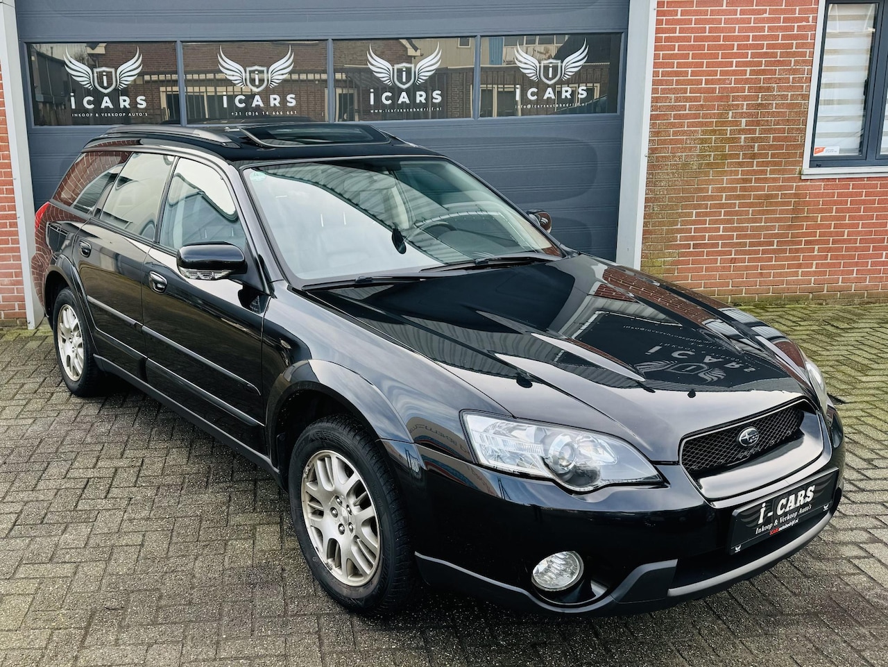 Subaru Outback - 2.5i Luxury Pack 4X4 Navigatie Panorama Subaru Outback 2.5i Luxury Pack Navigatie Panorama - AutoWereld.nl