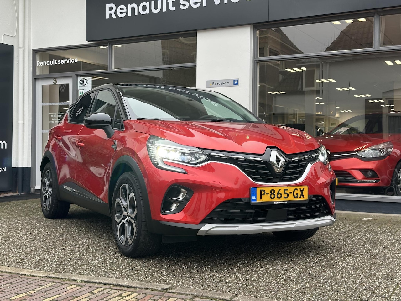 Renault Captur - E-Tech Plug-in Hybrid 160 Intens TREKHAAK!!! - AutoWereld.nl