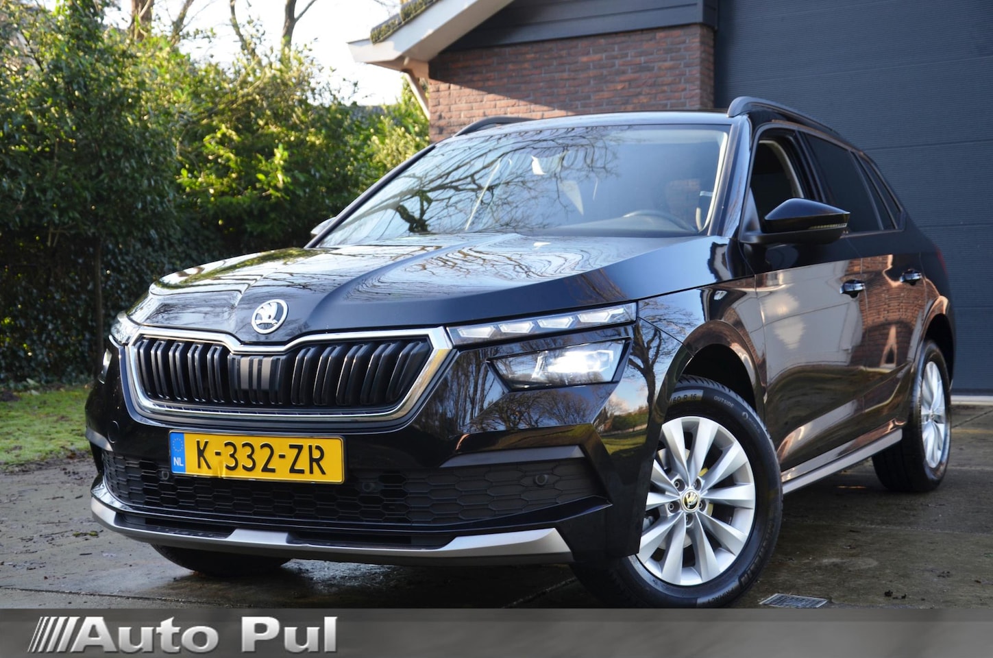 Skoda Kamiq - 1.0 TSI Business Edition Automaat/Navi/Pdc/Ecc/Stoelverwarming/Virtual Cockpit/Achteruitri - AutoWereld.nl