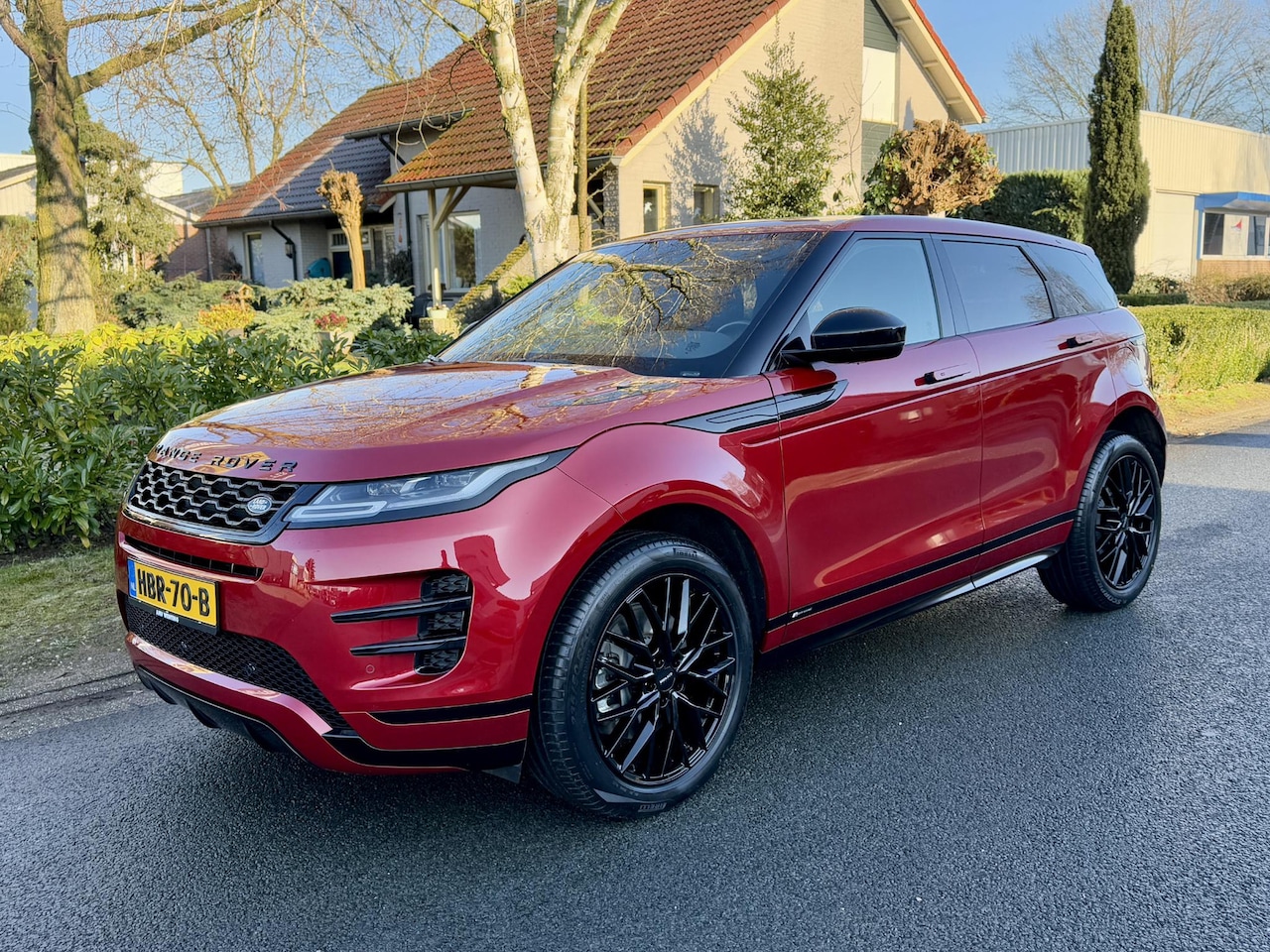 Land Rover Range Rover Evoque - 1.5 P300e AWD R-Dynamic S Pano•Leder - AutoWereld.nl