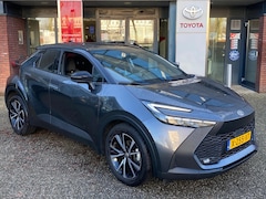 Toyota C-HR - 1.8 Hybrid 140 First Edition NAVI APPLE/ANDROID P-SENSOREN BLISS EL-ACHTERKLEP 360GR-CAMER