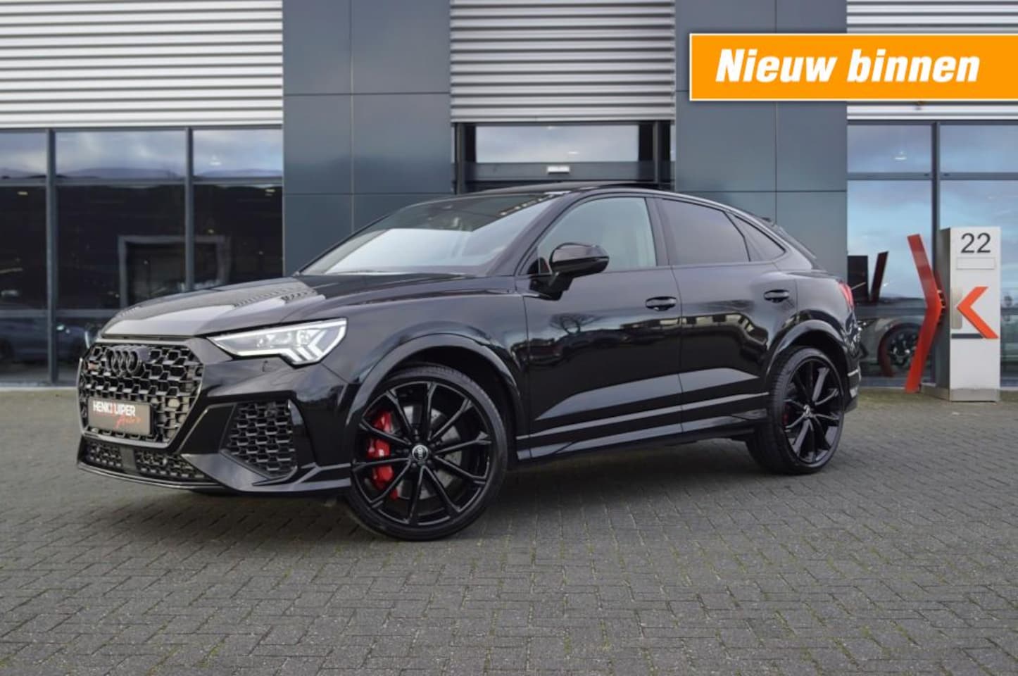 Audi Q3 - RS-Q3 / Panodak /21 Inch LM /360 gr Camera /Trekhaak wegklb/BenO - AutoWereld.nl