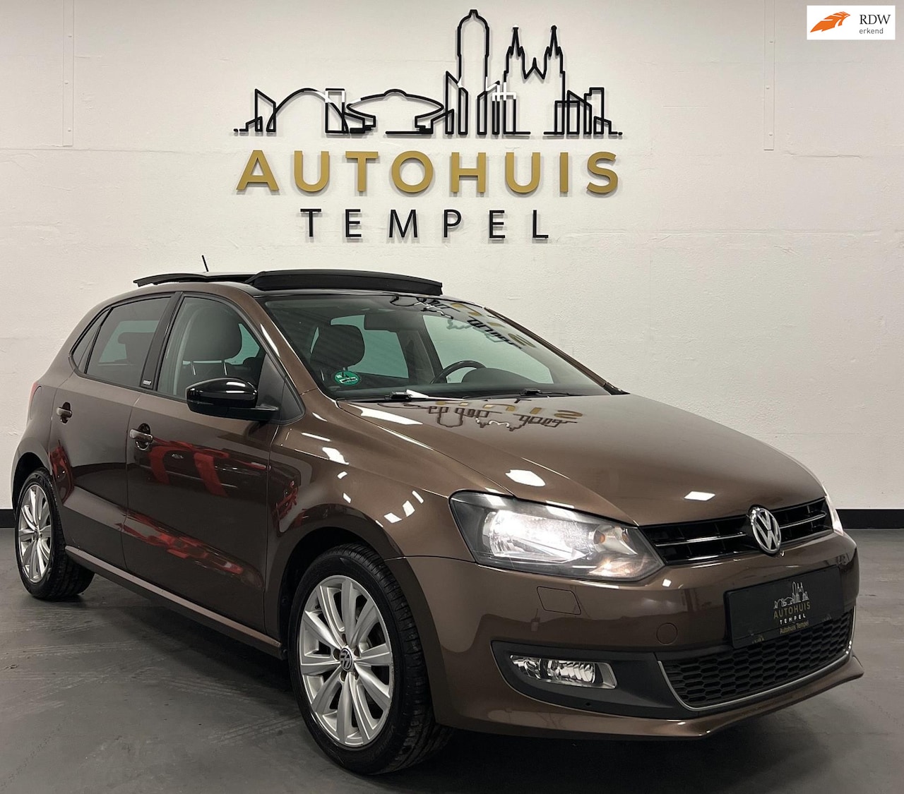 Volkswagen Polo - 1.2 Style Pano Airco 5Drs Stoelverw Nwe Apk - AutoWereld.nl