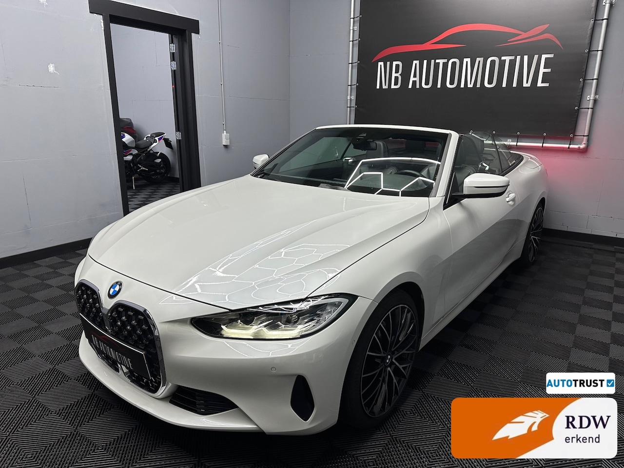 BMW 4-serie Cabrio - 420i M pakket - AutoWereld.nl