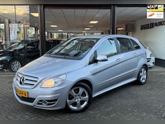 Mercedes-Benz B-klasse - 180 AUTOMAAT | AIRCO | CRUISE | STOELVERW | PDC