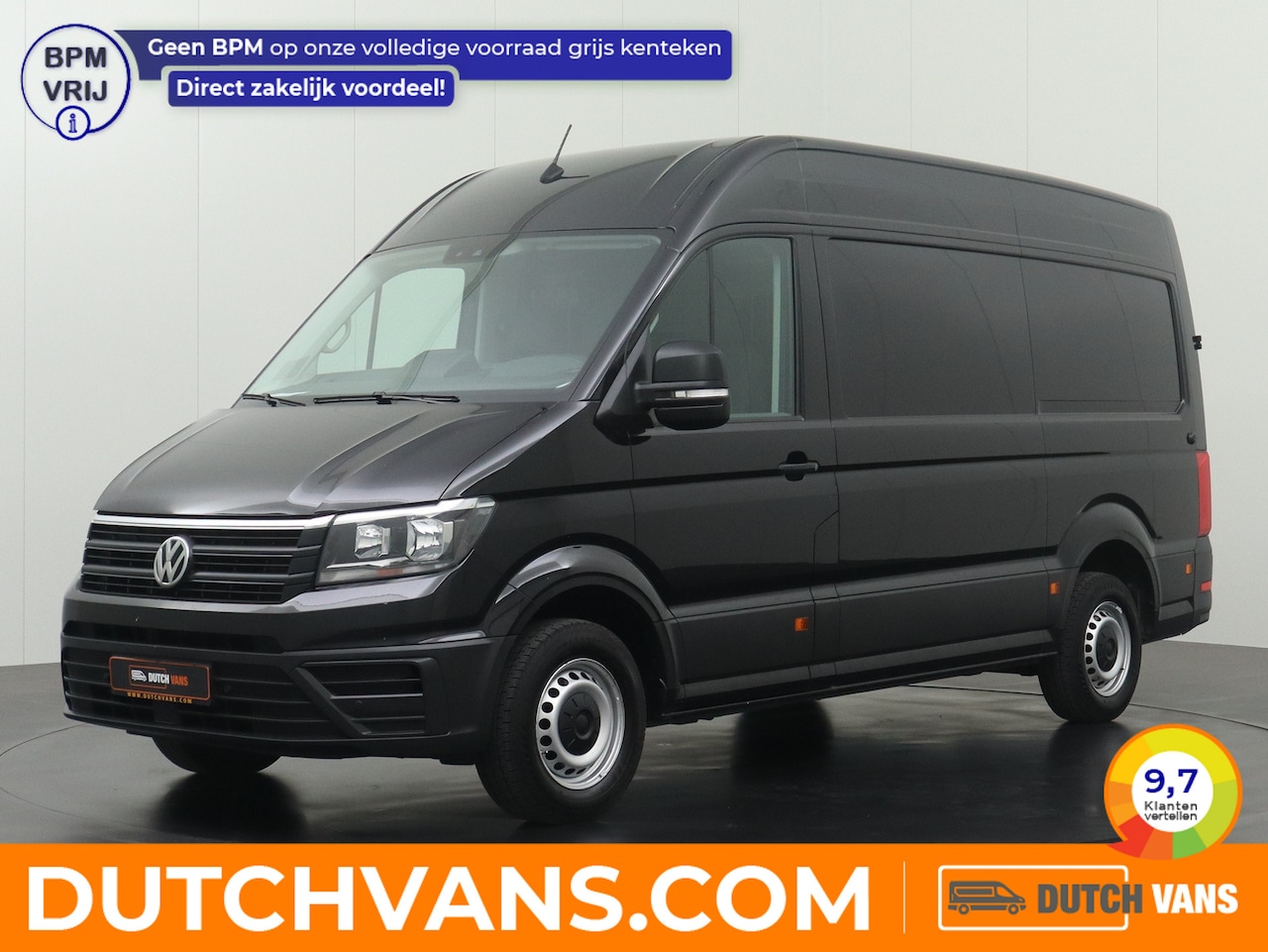 Volkswagen Crafter - 2.0TDI 140PK L3H3 | 3000Kg Trekhaak | Multimedia | Camera | 3-Persoons | Betimmering - AutoWereld.nl