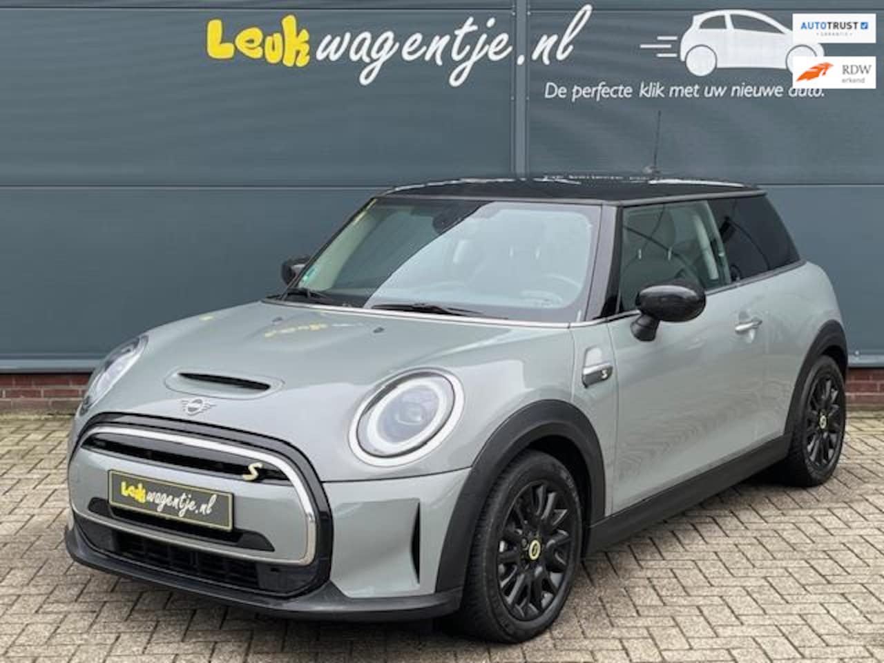 MINI Mini-Electric - Cooper SE 33 kWh *carplay *navi *climate - AutoWereld.nl