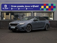 BMW M5 - Sedan - Ultimate Pack - Keramische Remmen - Carbon Pack