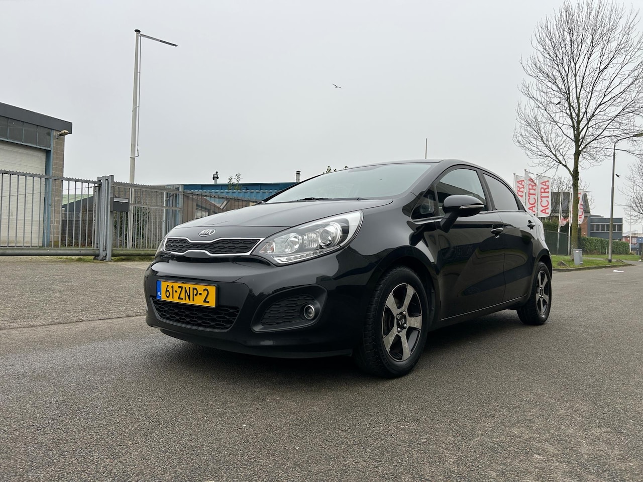 Kia Rio - 1.2 CVVT Design Edition NAP/Led/Cruise/Airco/Bluetooth - AutoWereld.nl