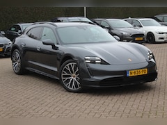 Porsche Taycan Cross Turismo - 4 93 kWh / Panoramadak / Camera / Luchtvering / 20'' / Leder / Keyless / DAB / Stoelverwar